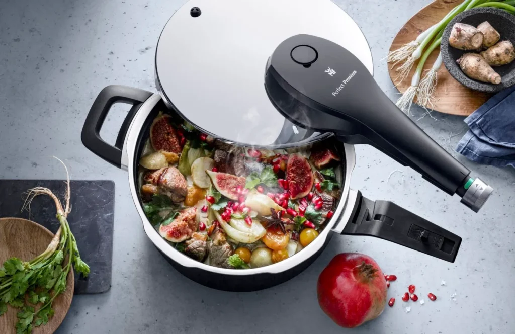 How does a Pressure Cooker Work